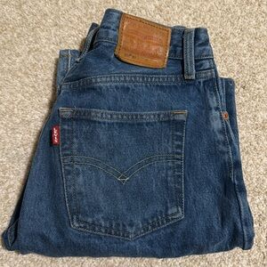 Levi’s 501 straight leg